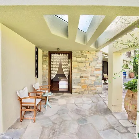 #villa Marigold By Halu! Sani Vilă *